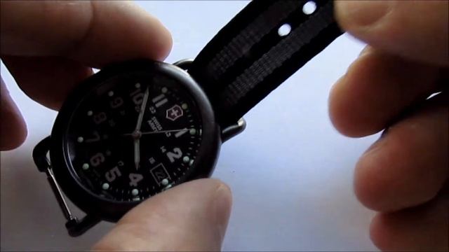 How to put a Nato strap on your Swiss Army wrist watch смотреть онлайн