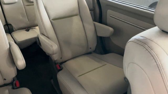 Honda Stepwgn, 2016 год смотреть онлайн