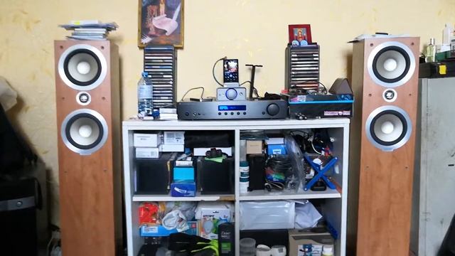 Cambridge Audio Topaz AM10