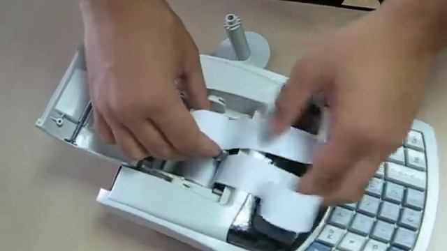 Schimbarea rolei de hirtie Eltrade A600 смотреть онлайн