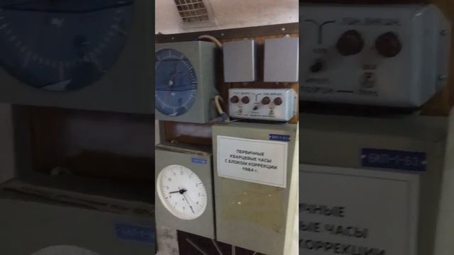 Первичные кварцевые часы (музей Огни Москвы 💡) смотреть онлайн