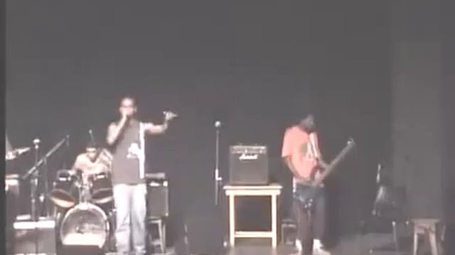 Mikaya   Live @ Teatro Avenida Maputo 08 12 04