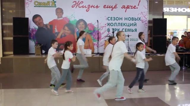 S-ART_Hip-hop Dance Show_Street Dance_06.04.2013 ТРК Семья смотреть онлайн