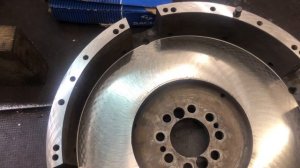 МАЗ шліфовка маховика(проточка маховика)
