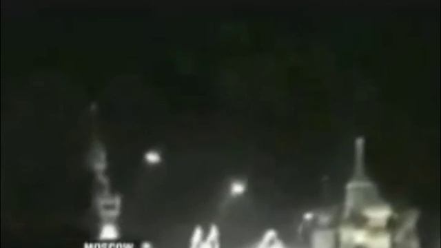 UFO pyramid over the Kremlin. НЛО пирамида над Кремлём. смотреть онлайн