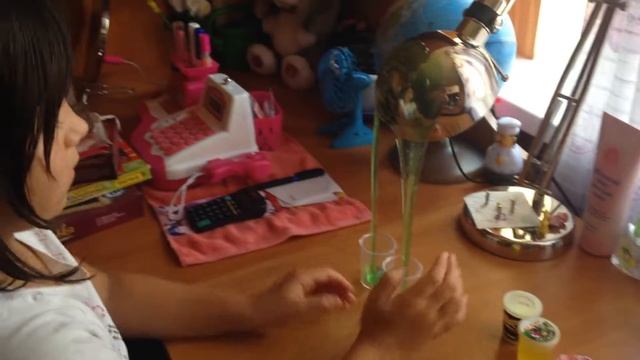 Алена играет с лизунами смотреть онлайн