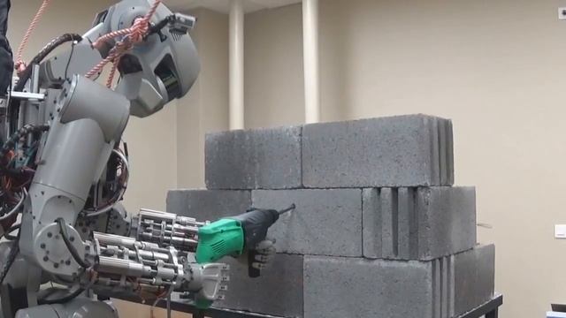 Робот Федор V2