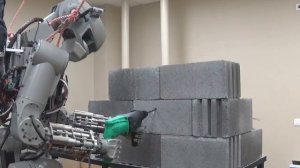 Робот Федор v2