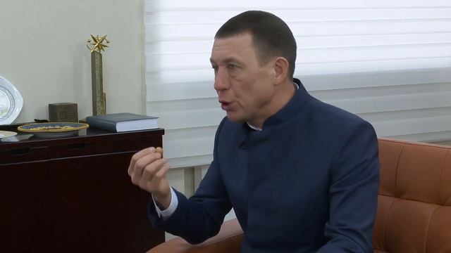 Район башлыгы Рамил Муллин белән узып баручы елның мөһим вакыйгалары турында әңгәмә смотреть онлайн