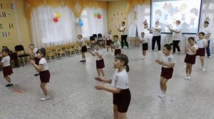 Танец «Неразлучные друзья - взрослые и дети»