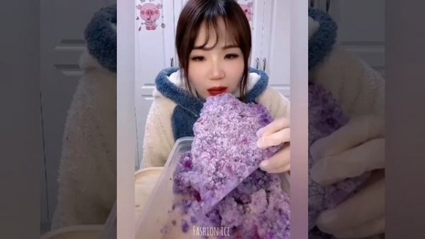 ASMR SHAVED ICE EATING / ICE EATING