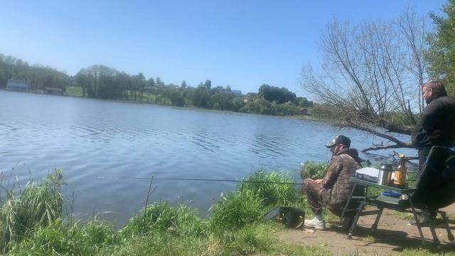 Рыбалка МЕЧТЫ! Наконец-то разловил фидер и сразу ТРОФЕЕМ. Рыбалка недалеко от Минска.