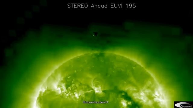 UFO activity in the orbit of the Sun September 18, 2011 (SOHO STEREO Ahead EUVI 195) смотреть онлайн