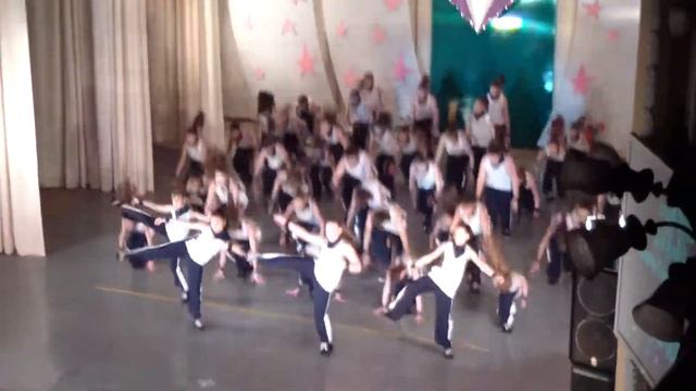 Force Старшая Группа Хрустальный Каблучок смотреть онлайн