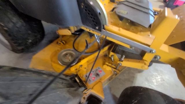 Easy Mower Deck Belt Installation with almost No Tools - Deck Belt Replacement смотреть онлайн