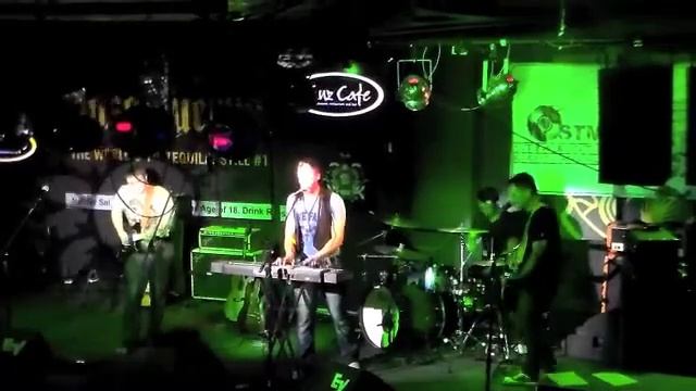 Mercury at Tanz Cafe - Calling it over смотреть онлайн