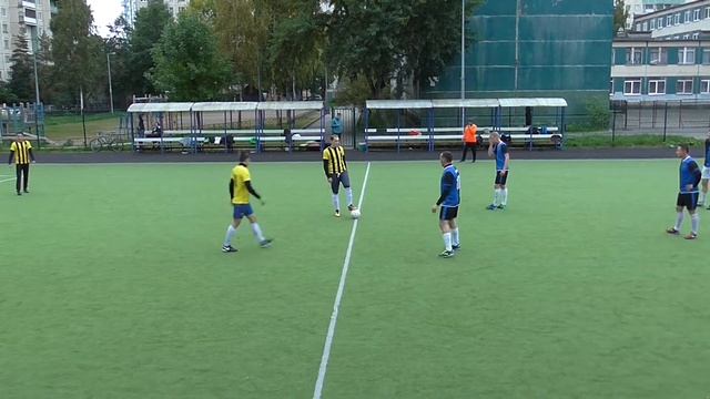 «Баваро» - «Комета» 3:5 смотреть онлайн