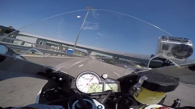 Погоны потерял на скорости – летом форма мотобата ДПС оказалась бестолковой и жаркой, уволюсь из МВД смотреть онлайн