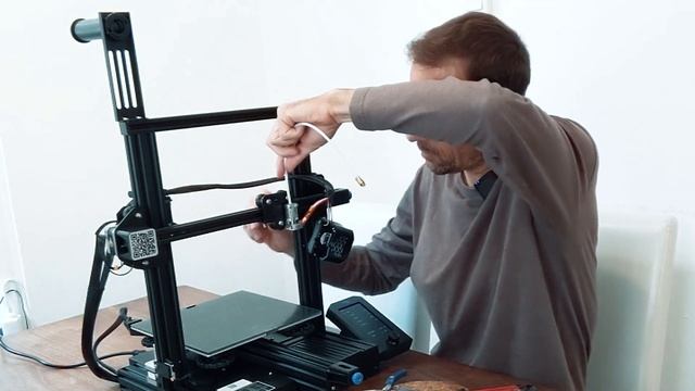 Comment DÉBOUCHER LA BUSE DE SON IMPRIMANTE 3D ? + Installation Magnet MK10 смотреть онлайн