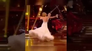 Танцуют - РОБОТЫ! Не люди! Отличить невозможно!.. Китай🇨🇳- впереди планеты всей!..