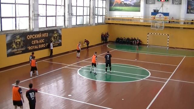 03.01.2022 «Езиды» (Орск) - СШ «Надежда» (Орск) - 7:7 (период 1) смотреть онлайн