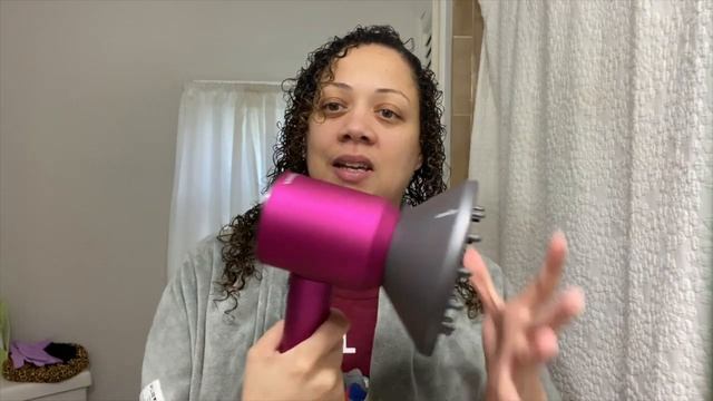 Dyson Supersonic para pelo rizos! Valdra la pena $400??? смотреть онлайн