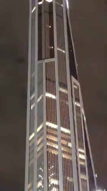 АХП на башне Меркурий Тауэр смотреть онлайн