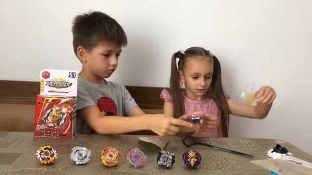 Раскрываем новый БЕЙБЛЕЙД БЭЙБЛЭЙД Бэйд BEYBLADE смотреть онлайн