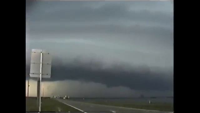 Kennedy Space Center, Florida - Severe Thunderstorm and Gust Front (6.11.2001) смотреть онлайн