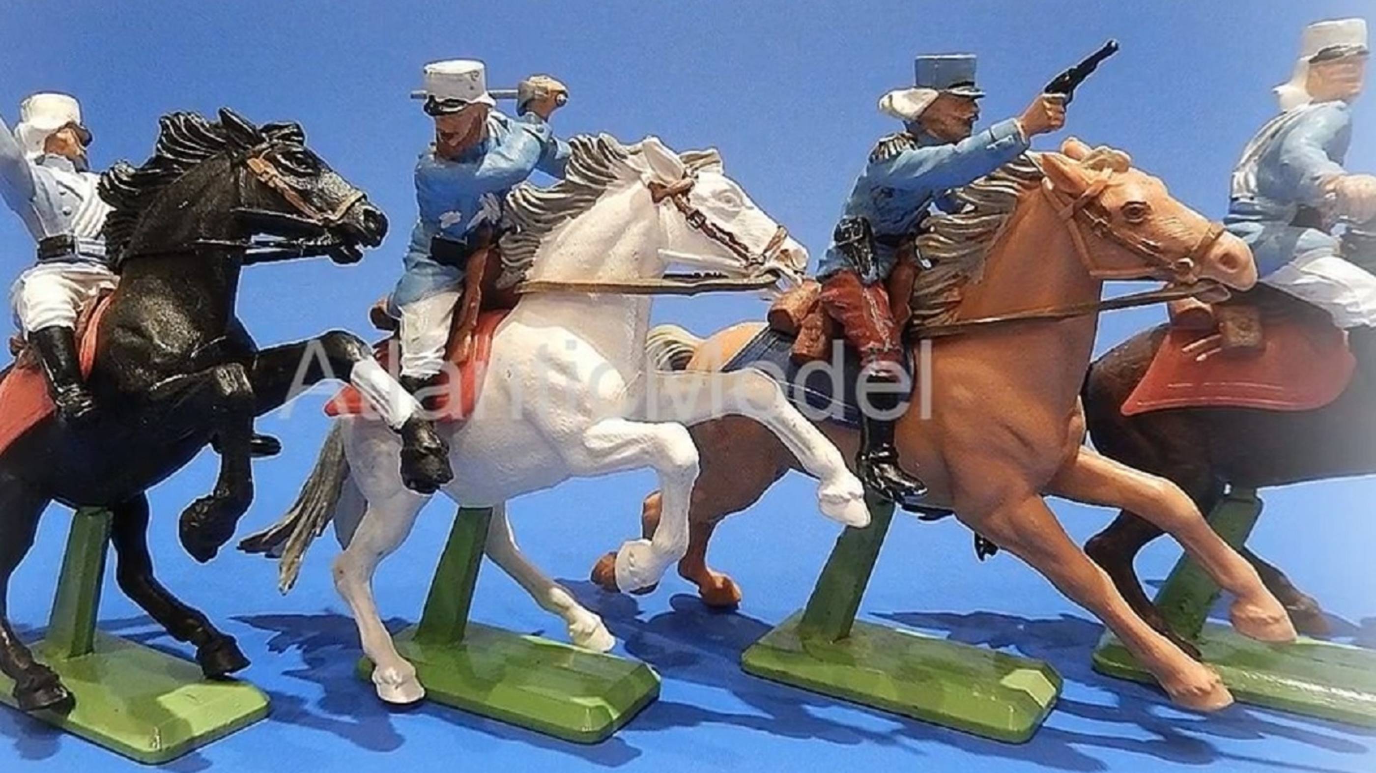 солдатики Britains Французский иностранный легион Конные солдаты смотреть онлайн