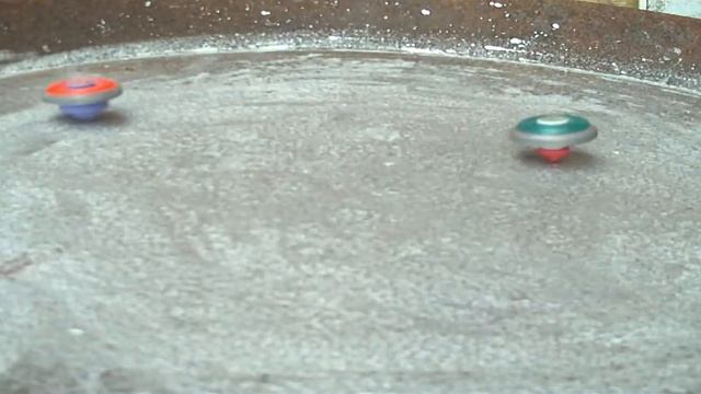 BeyBlade batalla de 6 beys смотреть онлайн