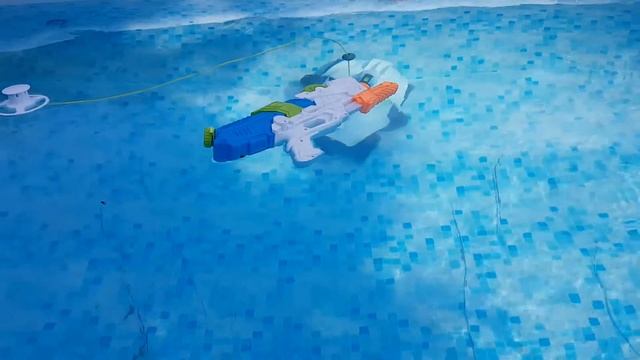 Poolroboter Kokido Manga Plus RC32 erste Arbeitsrunde смотреть онлайн