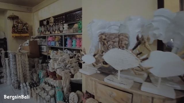 10kms of BARGAINS! Cheapest homeware shopping in BALI. смотреть онлайн