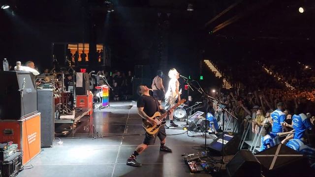 NOFX - Linoleum - Live at Hordern Pavilion Sydney AU - 20/1/2024 смотреть онлайн