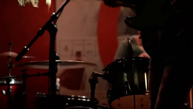 Edelweiss - Live at Pianos 3-2-12 смотреть онлайн