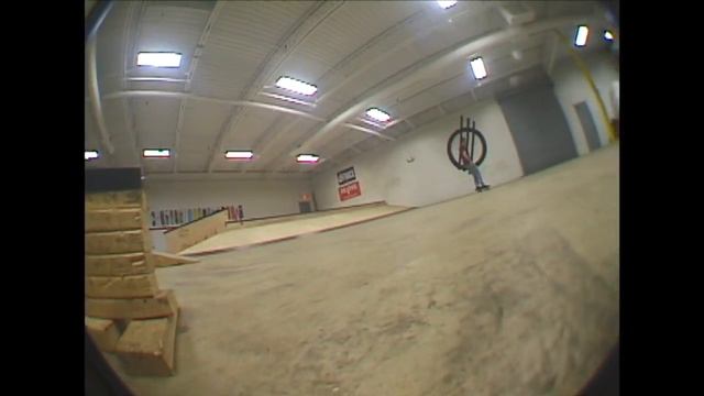 Shredquarters Goes VX 6: Shuv Lipslide Shuv Out on Handrail?! смотреть онлайн