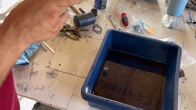 Merc 650 Outboard Carburetor Rebuild смотреть онлайн