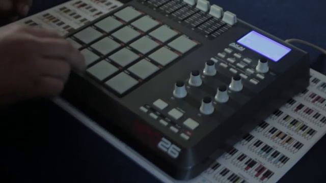 колочубит #16pads #mpd #akai смотреть онлайн