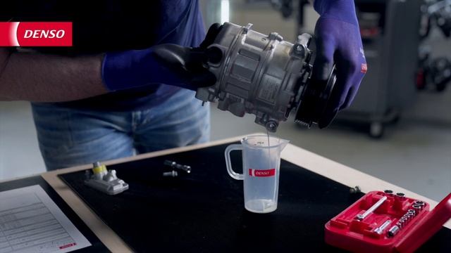 DENSO Aftermarket - how to replace an AC compressor смотреть онлайн
