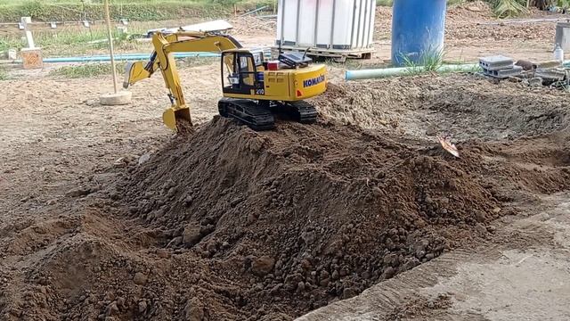 1:12 Rc Excavator home made Komatsu pc 210 смотреть онлайн