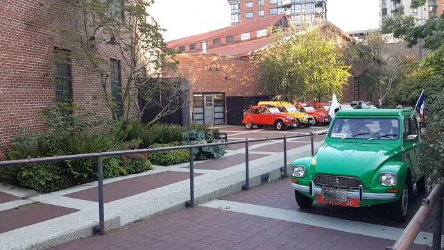 Citroen's in Vancouver смотреть онлайн