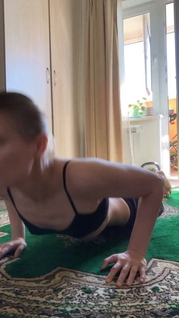 Тренировка в домашних условиях на , плечи и кор. Упражнения со своим весом смотреть онлайн