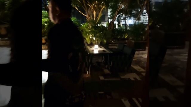 Cafe Cali 360° Panoramic South American RoofTop Bar! Orient Royal Hideaway Hotel Jakarta Indonesia🇮 смотреть онлайн