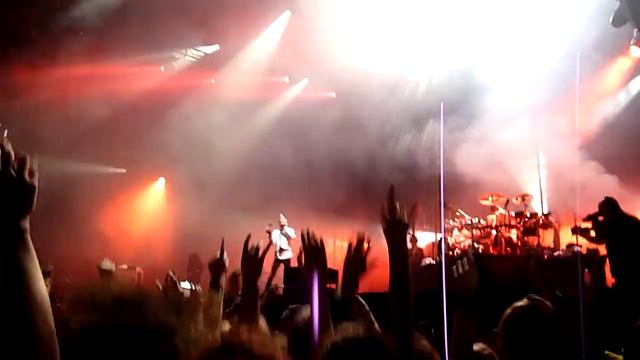 30 Seconds To Mars - Closer To The Edge [HD] @ CLMF In Cracow 20.08.2010