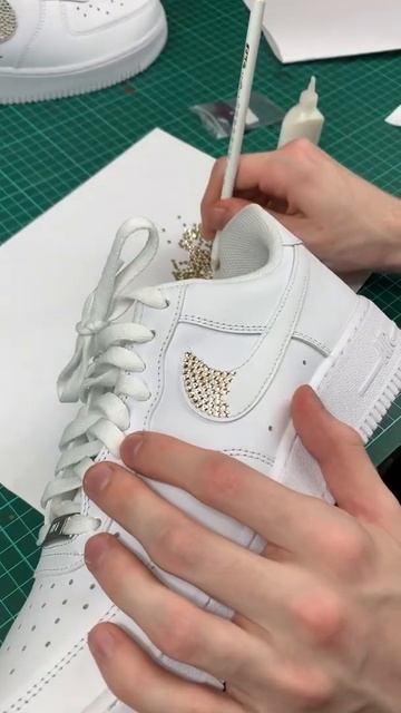 Diamond Air Force 1 смотреть онлайн