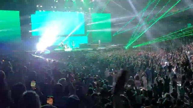 21 Pilots Trees 10-23-21 TD Garden. The fans are the best смотреть онлайн