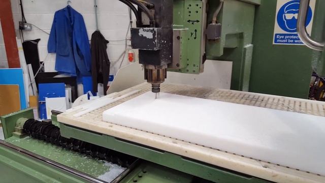 CNC Machining of High Density Polyethylene смотреть онлайн
