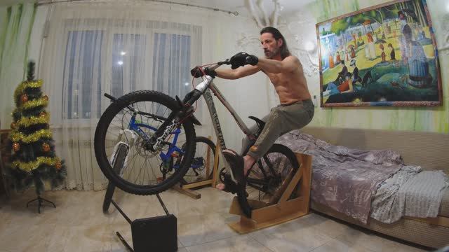 "Адский мануал" смотреть онлайн