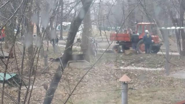 Работники невидемого фронта и так уже 4 часа смотреть онлайн
