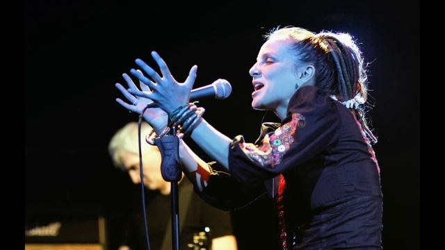 Маша Макарова и «Маша и медведи» - «Без тебя» смотреть онлайн
